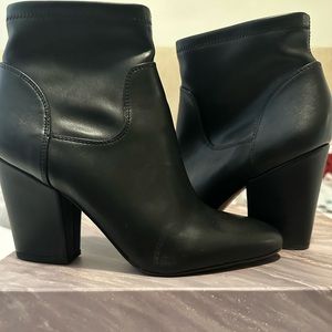Franco Sarto Francie Black booties 8.5M
